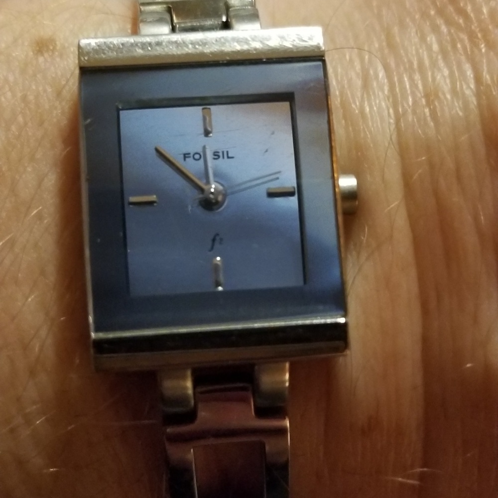 Fossil Watch - Picture 4 of 7